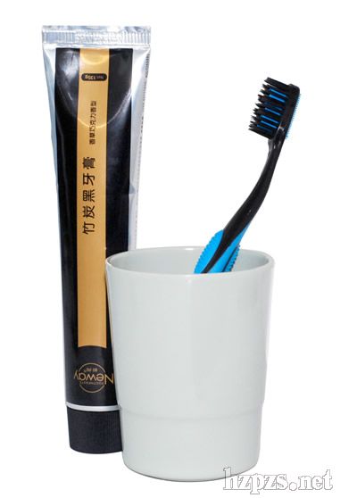 新聞竹炭黑牙膏