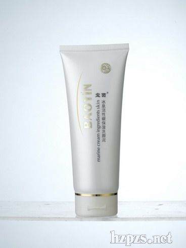 冰泉活性炭保濕洗顏泥100ML-94