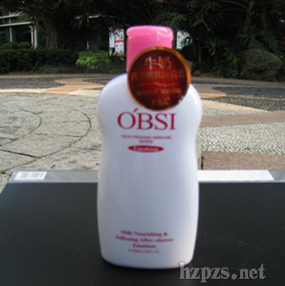 歐百氏牛奶營養(yǎng)嫩膚沐后乳