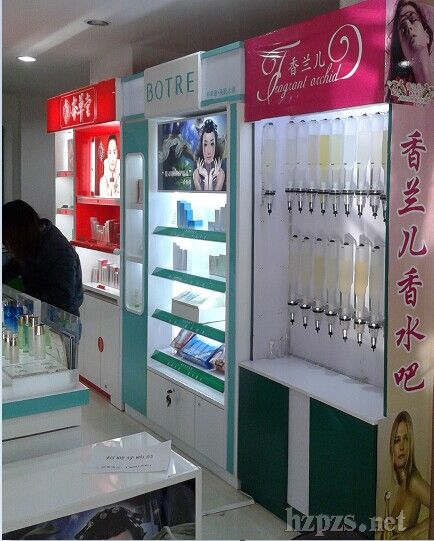 ������ˮ�Ɍ���