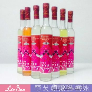 ���պ���ɢ�b��ˮ