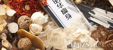 ���A����