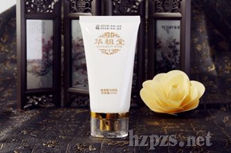 華祖堂草本去油去黑頭氨基酸洗面奶