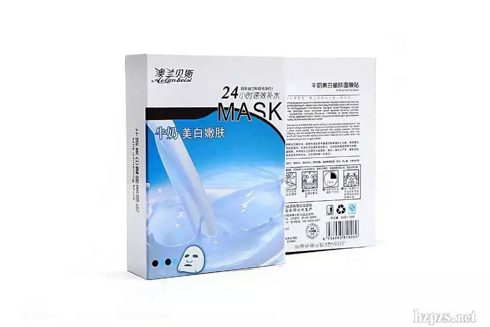 牛奶養(yǎng)白嫩膚面膜貼