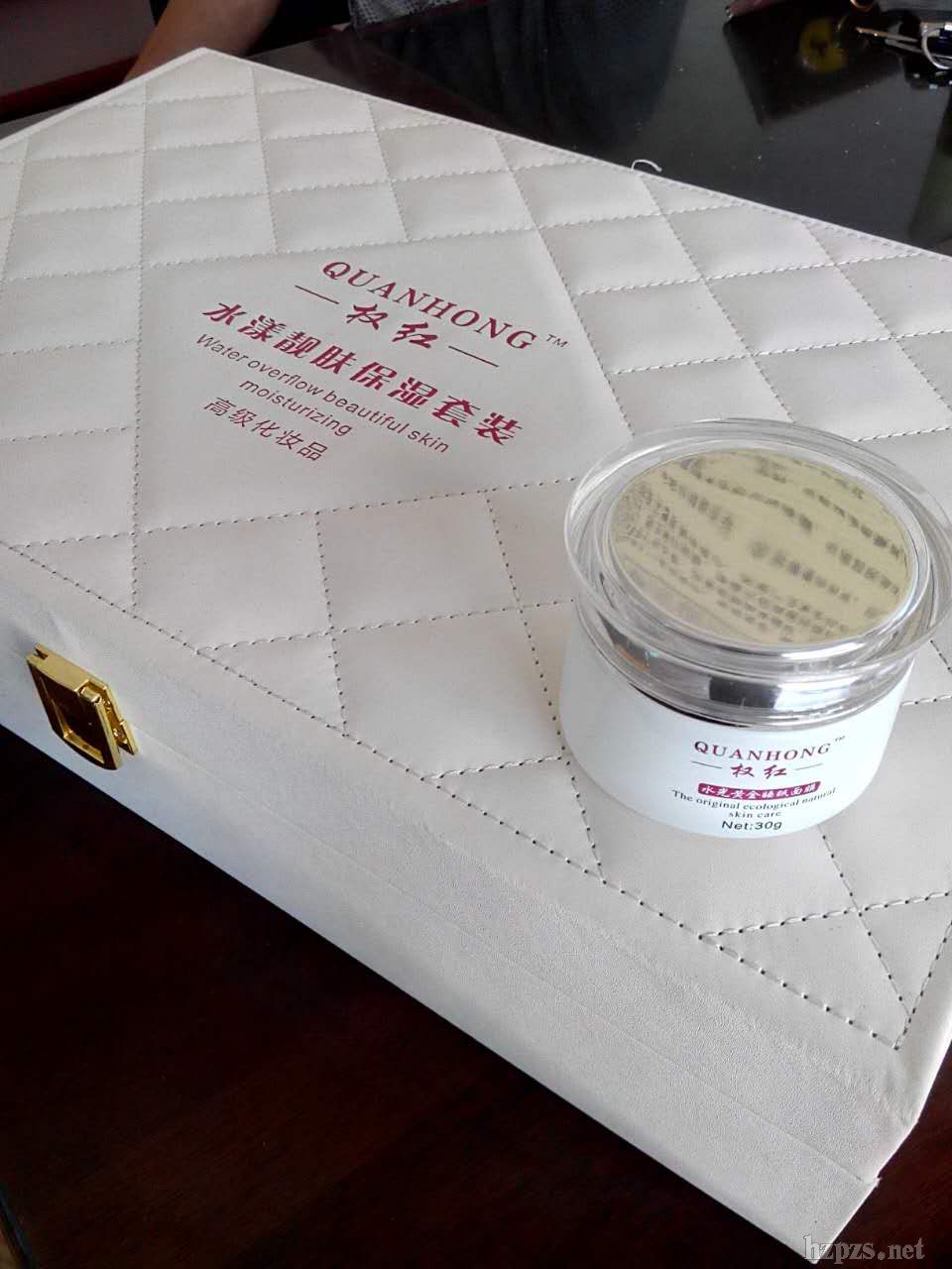 ��Ĥ�ࣨ��tˮ���n�w�����׺У�