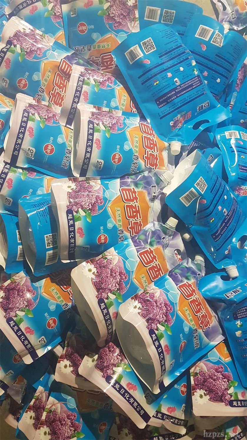 ����  �ض�