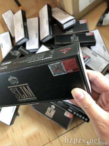 韓國進(jìn)口SLIM維納斯6D小臉?biāo)茴伨o致精華液