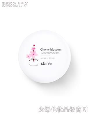 SKIN79ˮ��ѩ���ѻ����˪